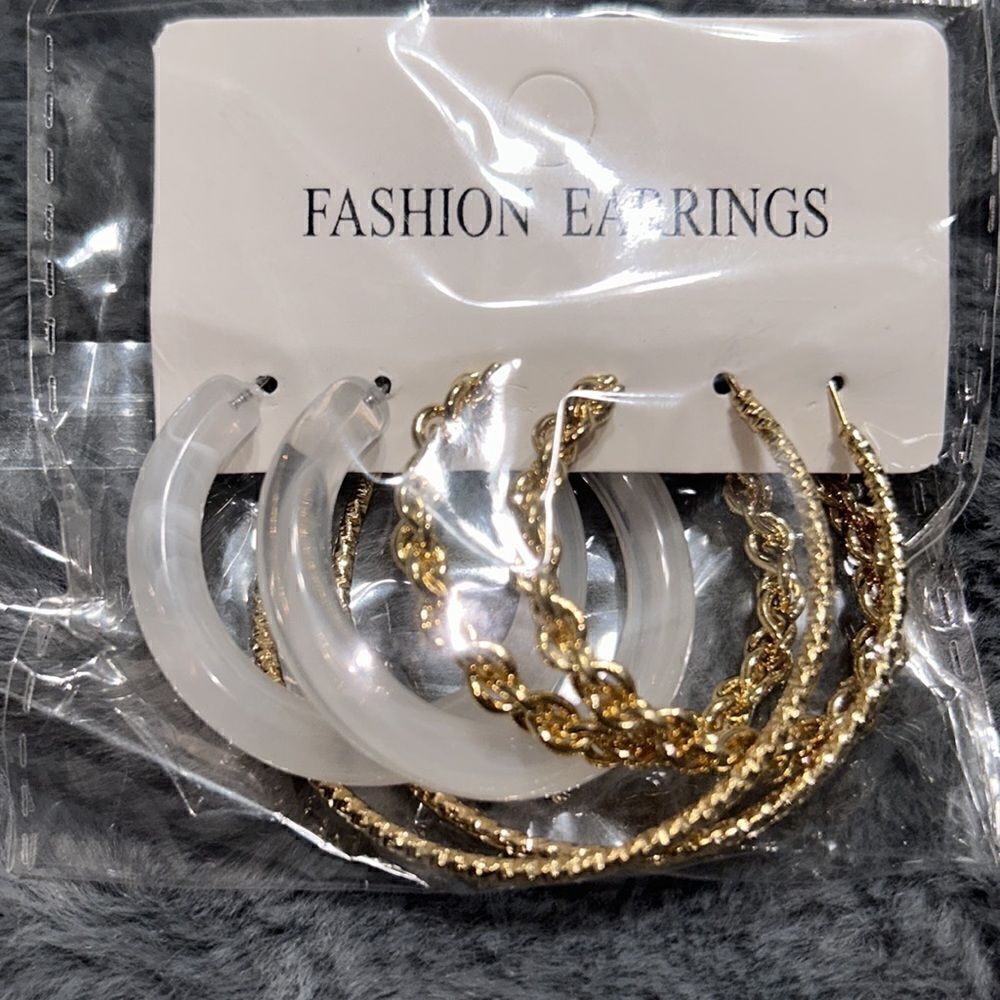 Hoop Earring Set - Picture 2 of 3